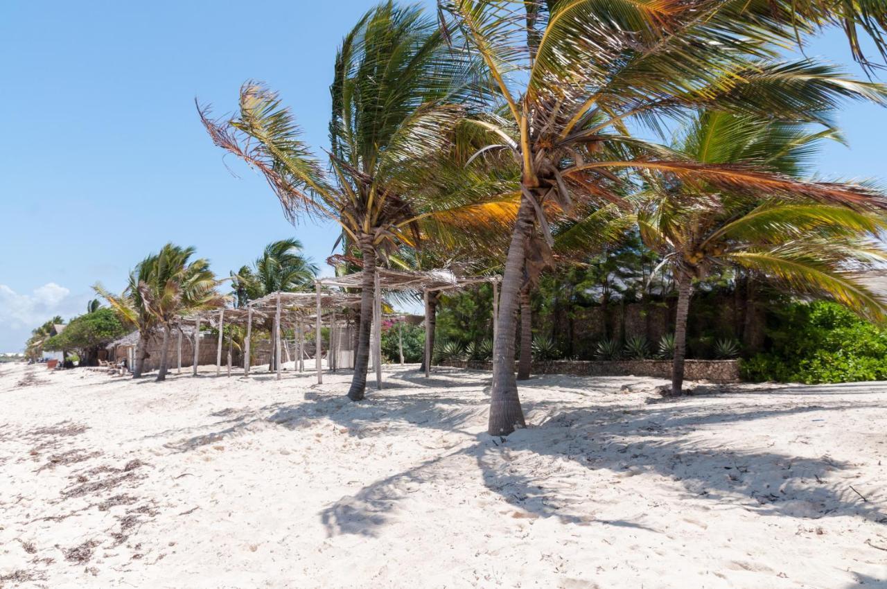 Twiga Beach Resort & Spa Watamu Kültér fotó