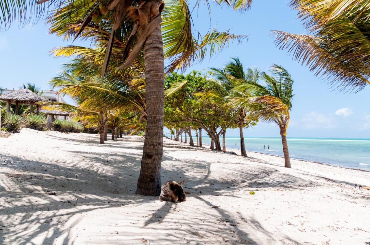 Twiga Beach Resort & Spa Watamu Kültér fotó