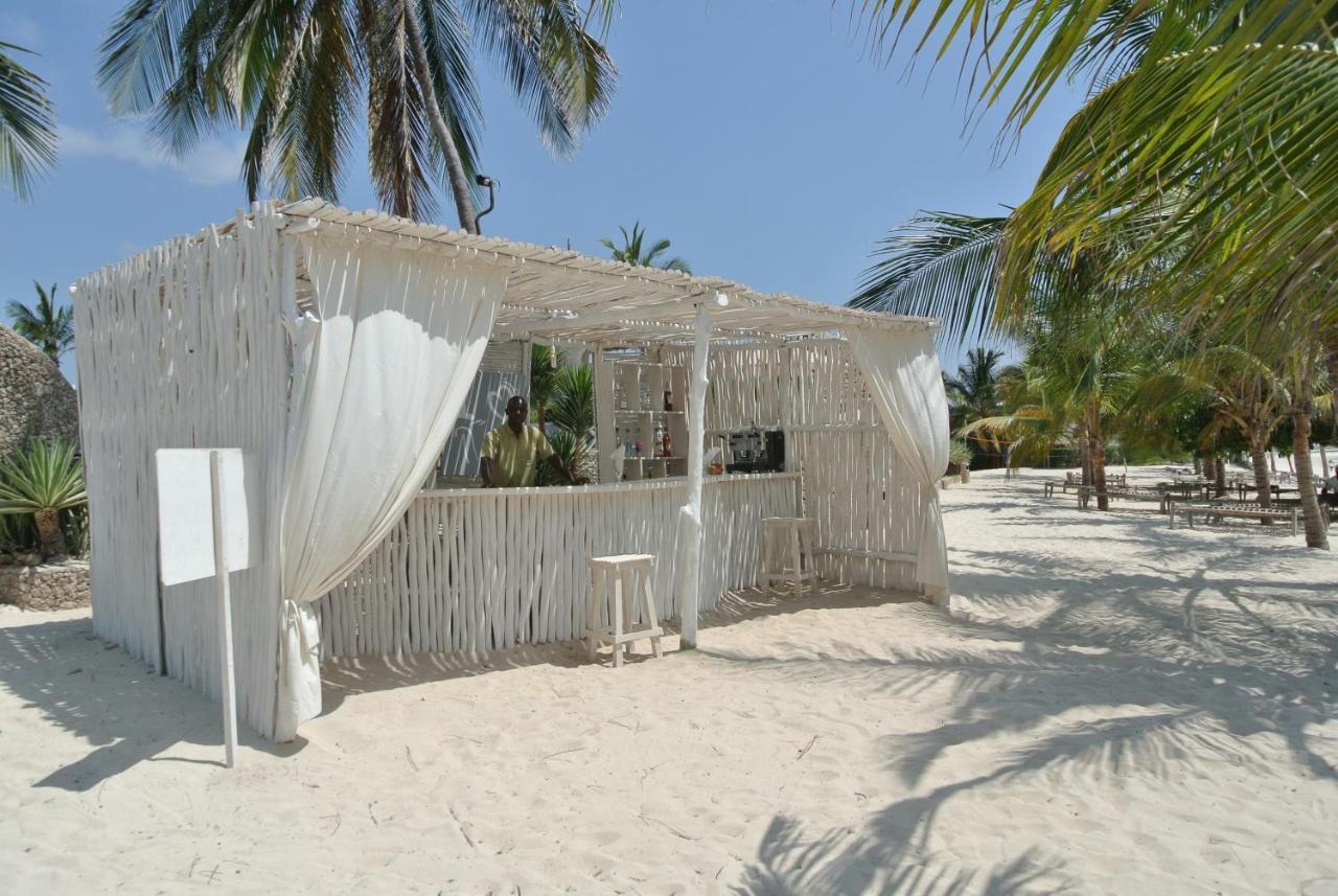 Twiga Beach Resort & Spa Watamu Kültér fotó